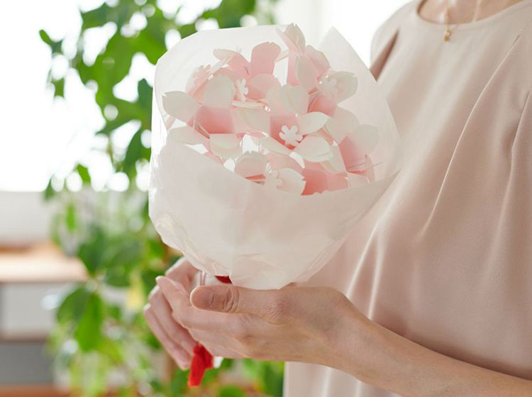 折り上げると桜の花になるメッセージカードの花束アレンジキット